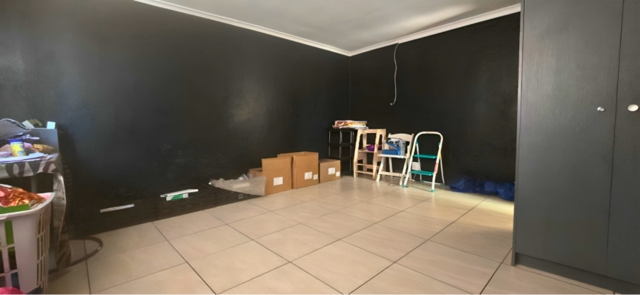 3 Bedroom Property for Sale in Windsor Park Estate Western Cape